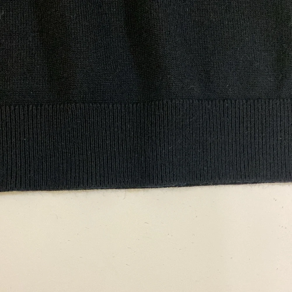J.CREW MEN BLACK LONG SLEEVE SWEATER,
